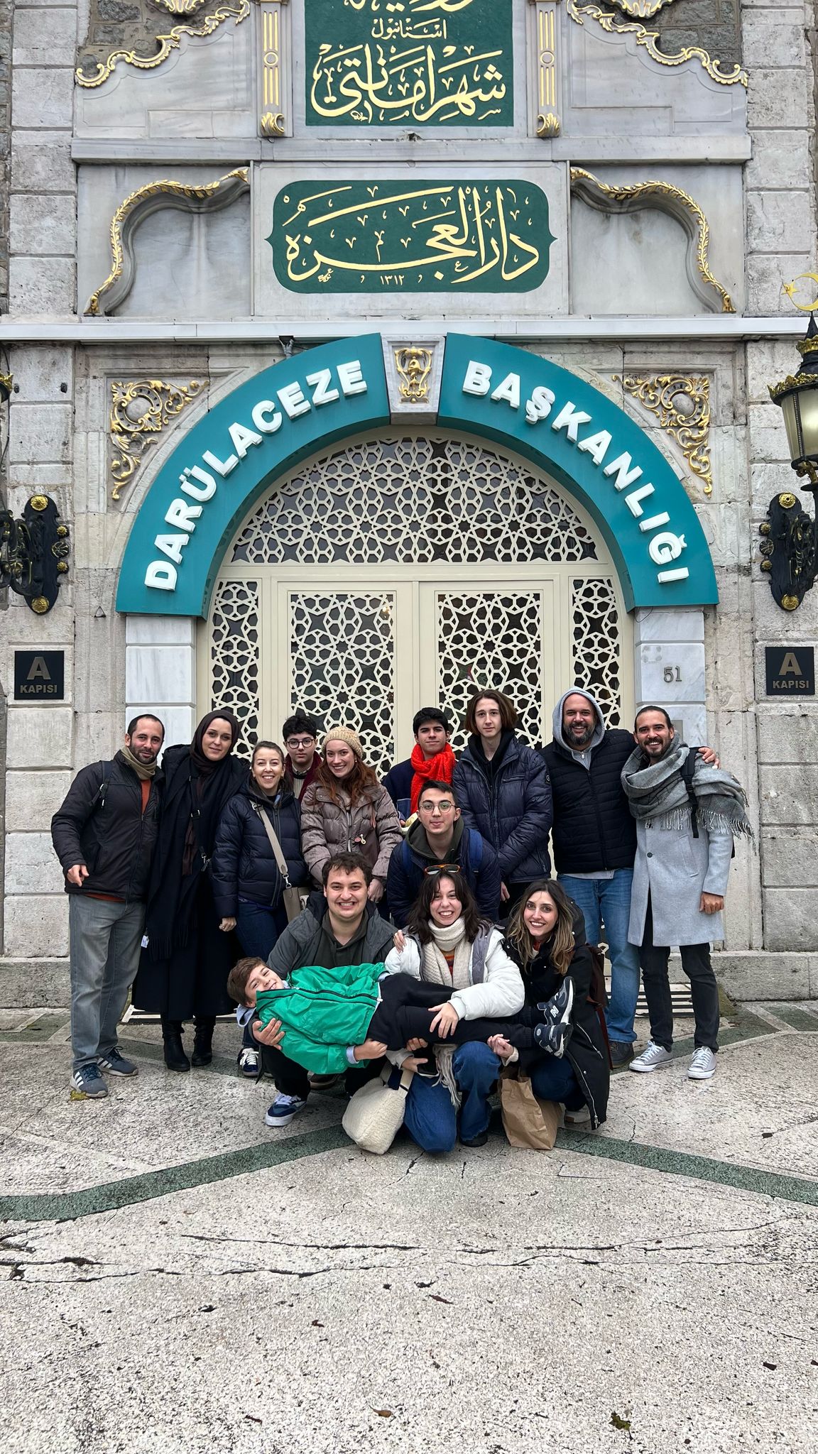 Zamansız Ekibi ile Darülaceze Ziyareti 🤍✨